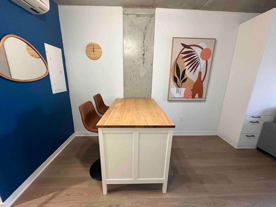 Bel Appartement Au Centre-Ville Монреал Екстериор снимка