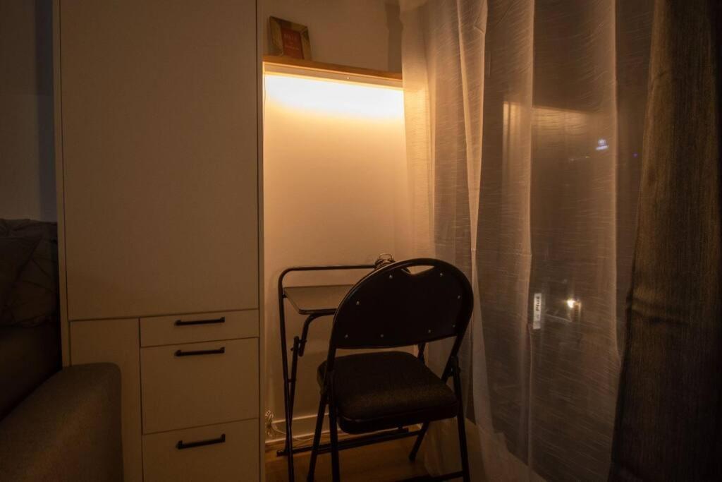 Bel Appartement Au Centre-Ville Монреал Екстериор снимка