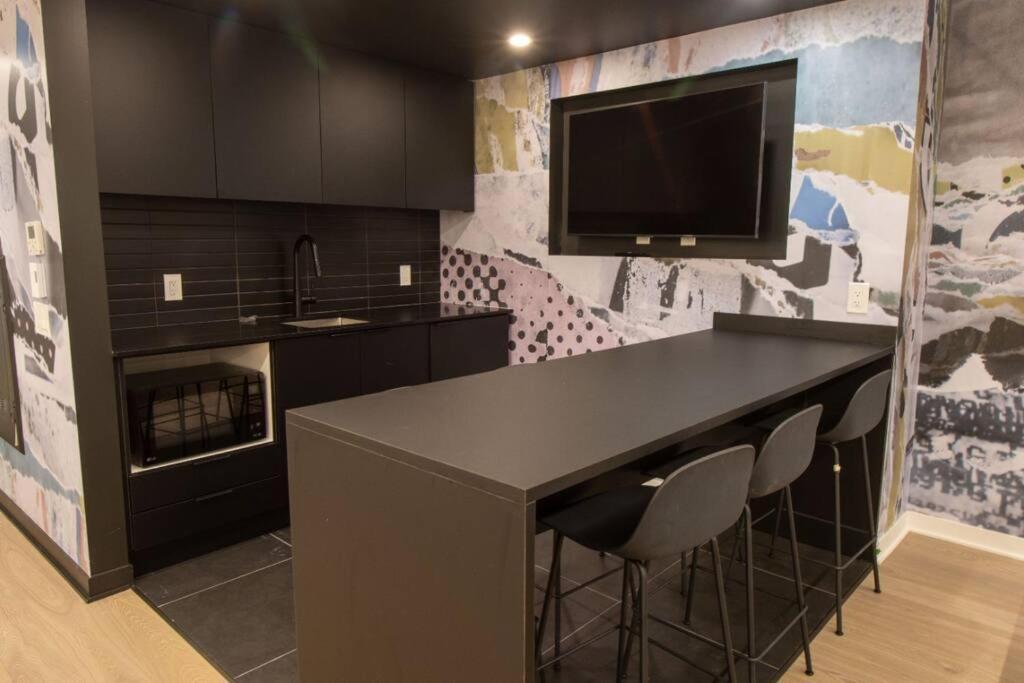 Bel Appartement Au Centre-Ville Монреал Екстериор снимка