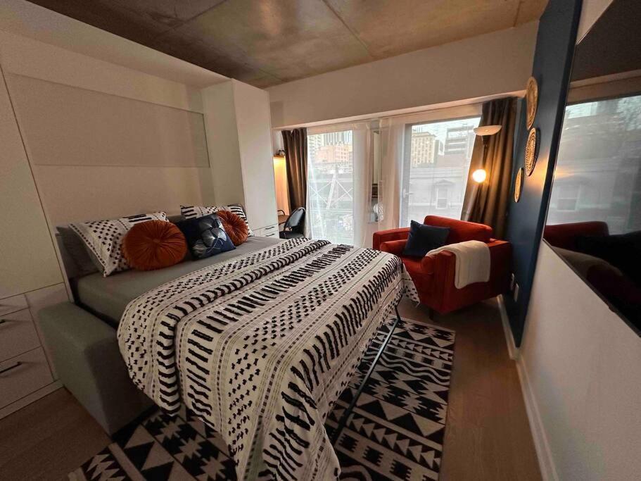 Bel Appartement Au Centre-Ville Монреал Екстериор снимка