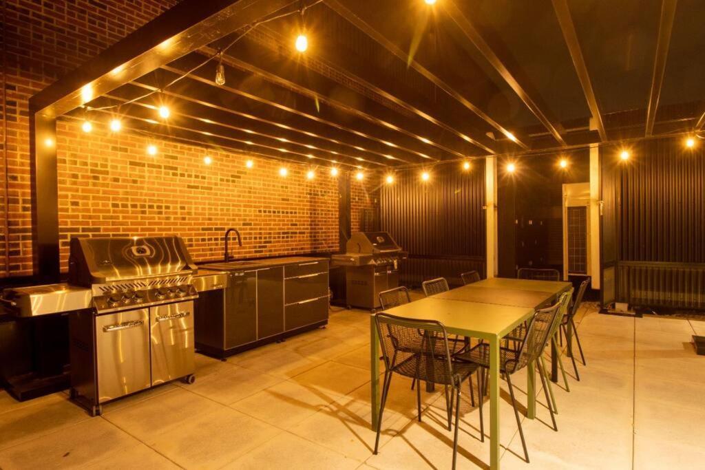 Bel Appartement Au Centre-Ville Монреал Екстериор снимка